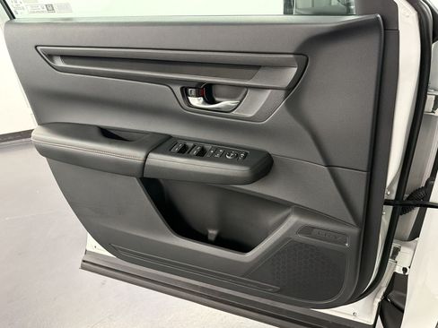 Certified 2025 Honda CR-V Sport image 21