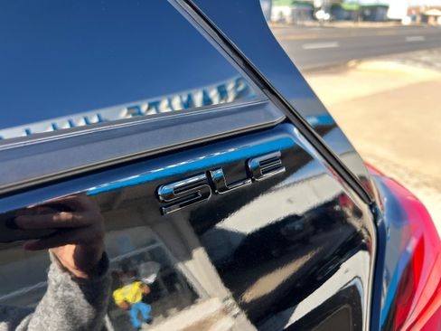 Used 2020 GMC Terrain SLE w/ Driver Convenience Package image 7