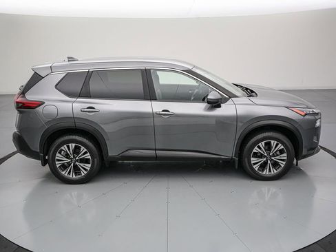 Used 2023 Nissan Rogue SV AWD/4WD image 3