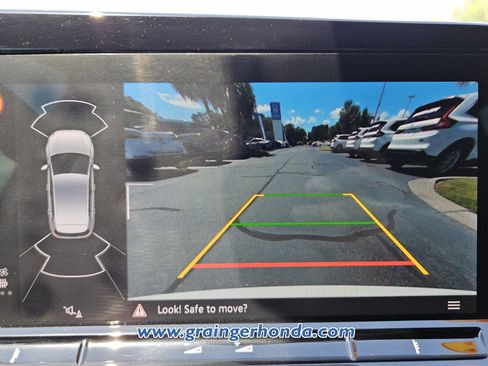 Used 2022 Volkswagen GTI SE FWD image 16