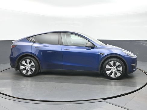 Used 2020 Tesla Model Y Long Range AWD/4WD image 2