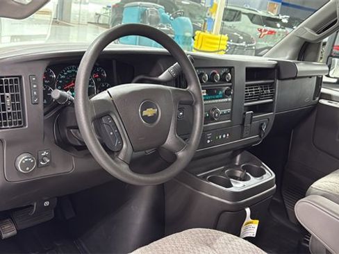 New 2025 Chevrolet Express 3500 w/ Power Convenience Package image 9