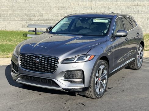 Certified 2023 Jaguar F-PACE S image 2