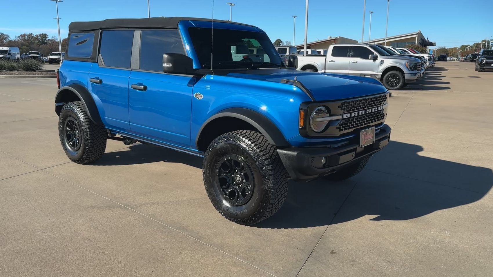 Used 2022 Ford Bronco Wildtrak AWD/4WD image 3