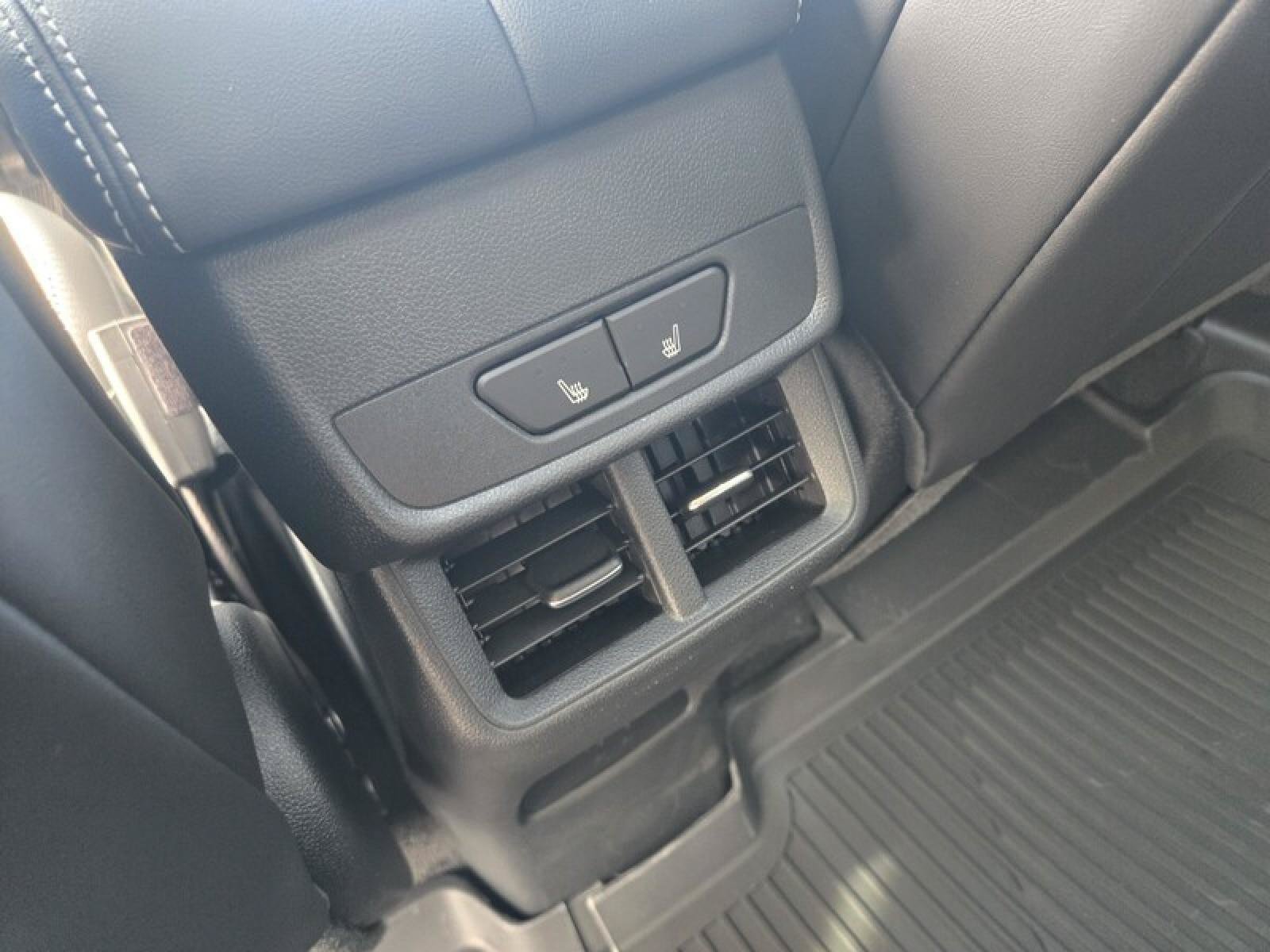 New 2026 GMC Terrain Denali w/ LPO, Floor Liner Package AWD/4WD image 30