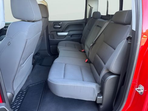 Used 2018 Chevrolet Silverado 1500 LT w/ All Star Edition AWD/4WD image 9