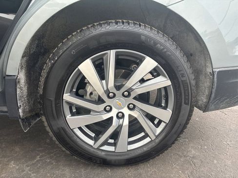 Used 2023 Chevrolet Equinox LT image 22