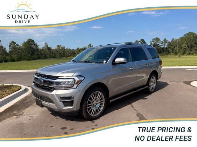 Used 2024 Ford Expedition Limited AWD/4WD image 1