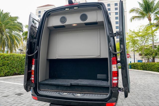 Used 2018 Mercedes-Benz Sprinter 3500 image 37
