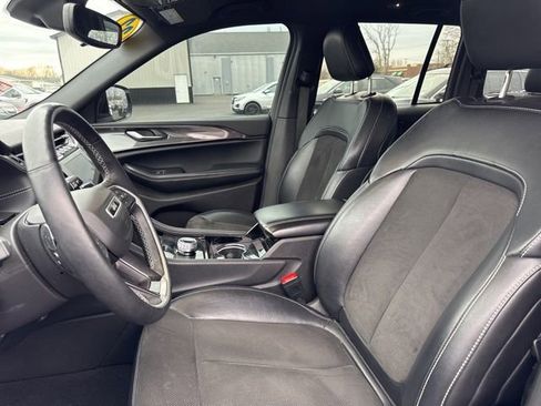 Used 2022 Jeep Grand Cherokee Altitude image 10