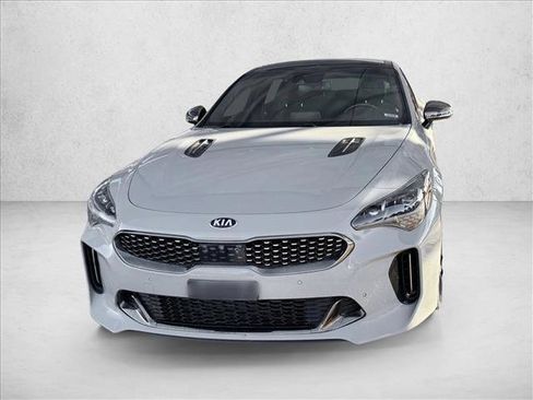 Used 2020 Kia Stinger GT2 image 2