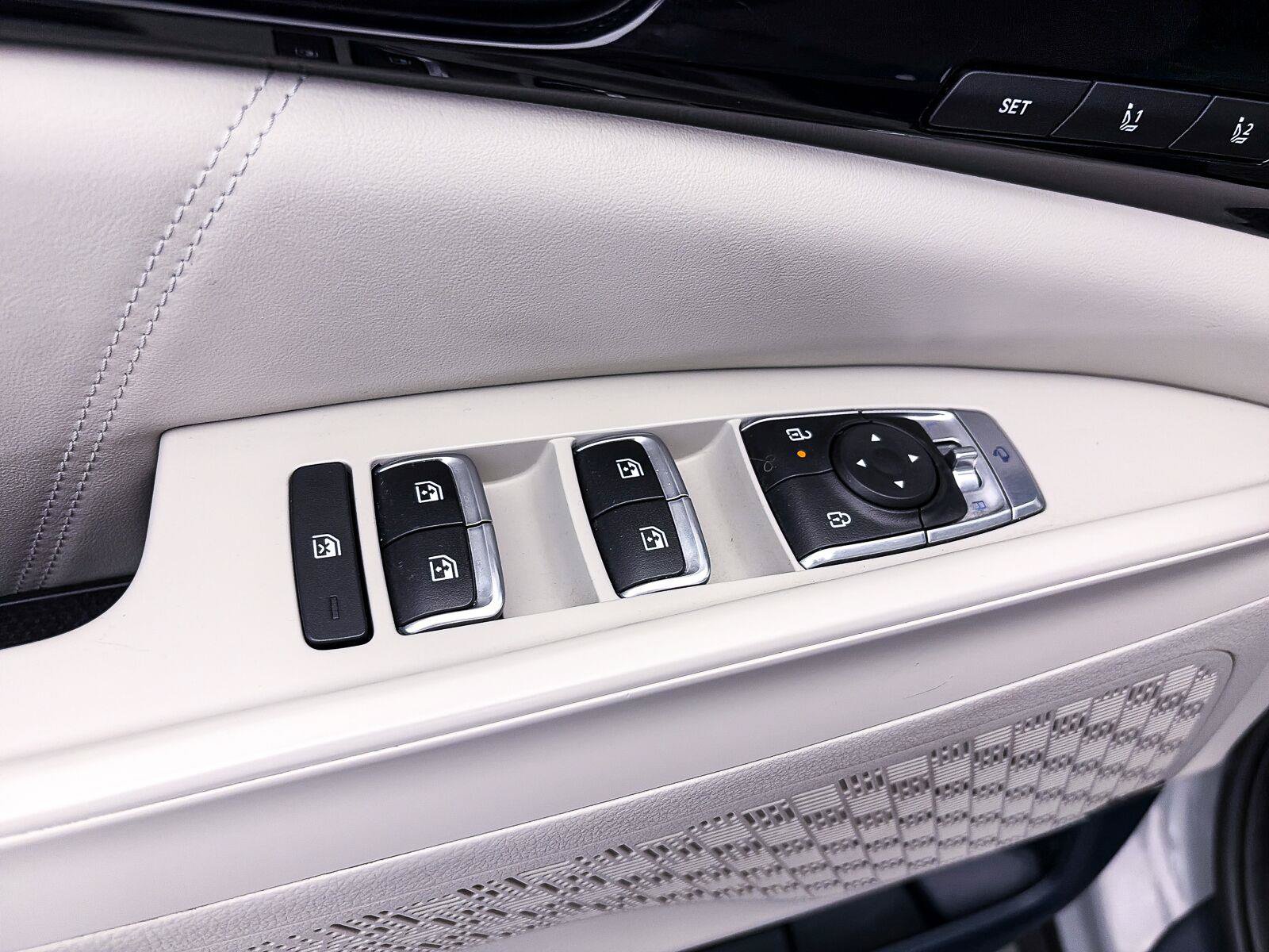 Used 2025 Kia Carnival SX Prestige FWD image 20
