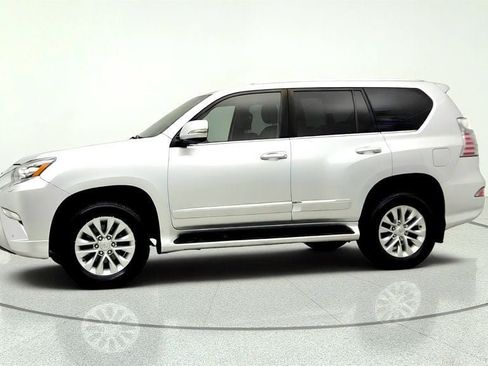 Used 2016 Lexus GX 460 w/ Premium Package AWD/4WD image 8