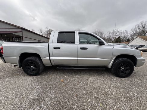 Used 2006 Dodge Dakota SLT image 7