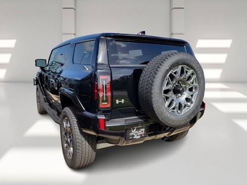 New 2025 GMC Hummer EV 3X image 4