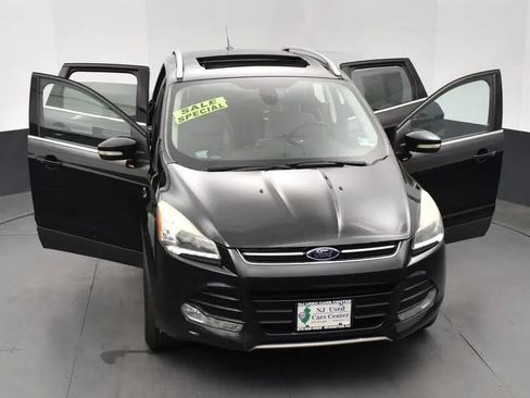 Used 2014 Ford Escape Titanium w/ Equipment Group 401A AWD/4WD image 10