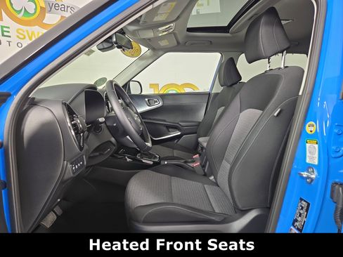 Used 2025 Kia Soul EX image 11