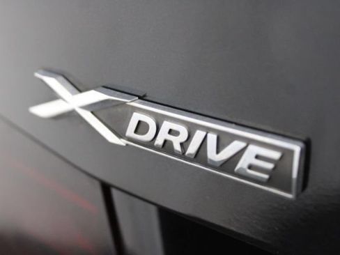 Used 2014 BMW 335i xDrive Sedan AWD/4WD image 7