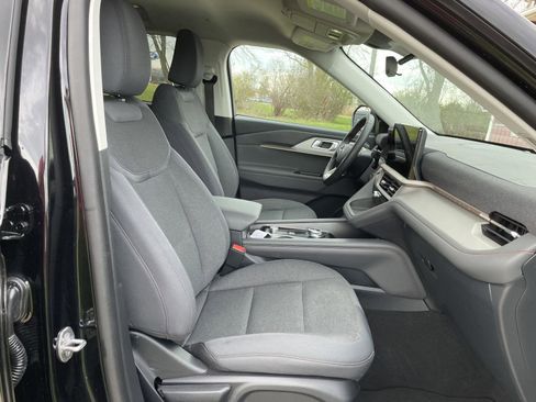 New 2026 Ford Explorer Active image 33