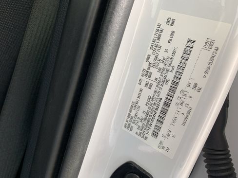 Used 2022 Ford F150 XL w/ Equipment Group 101A High AWD/4WD image 11
