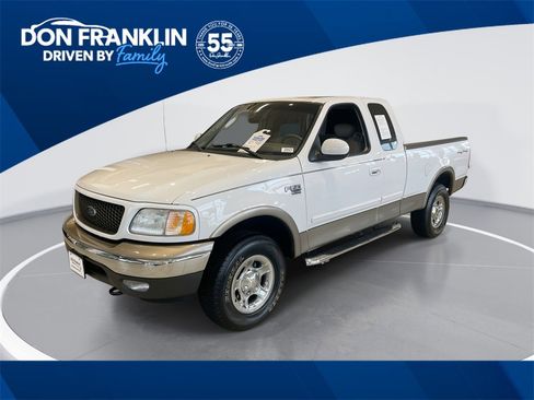 Used 2003 Ford F150 Lariat image 1