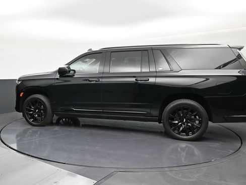 Certified 2024 Cadillac Escalade ESV Sport Platinum w/ LPO, ONYX Package RWD image 6