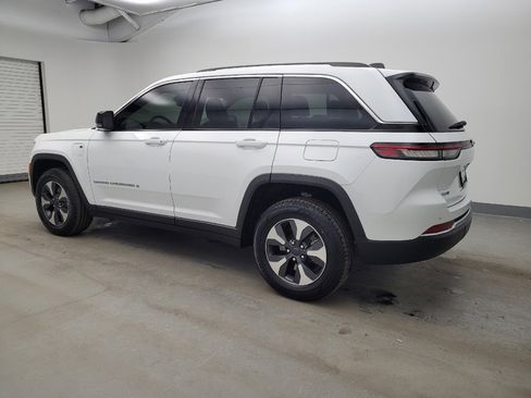 Used 2022 Jeep Grand Cherokee Limited 4xe image 3