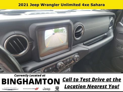 Used 2021 Jeep Wrangler Unlimited Sahara w/ Dual Top Group AWD/4WD image 15