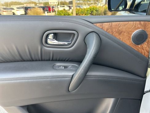 Used 2021 Nissan Armada SL image 13