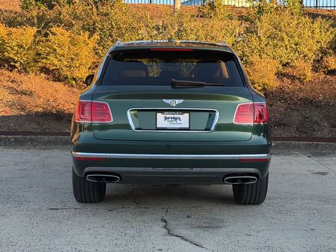 Certified 2017 Bentley Bentayga image 8