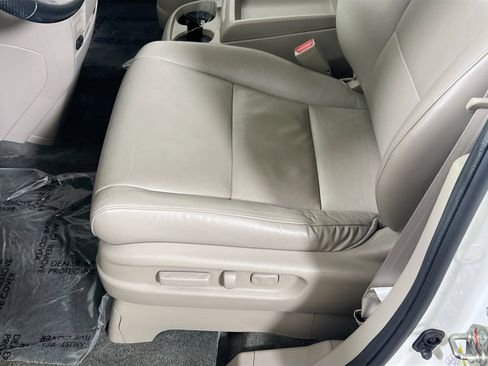 Used 2017 Honda Odyssey EX-L image 18