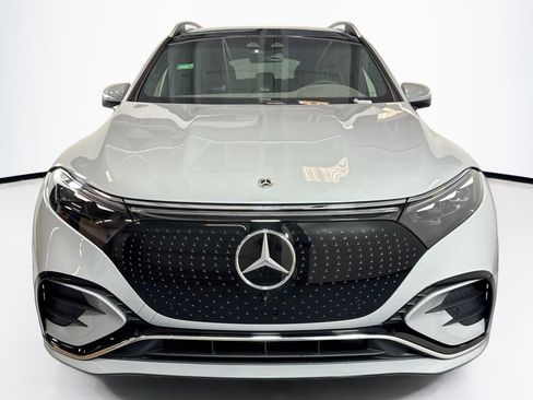 New 2026 Mercedes-Benz EQS 400 4MATIC SUV image 2