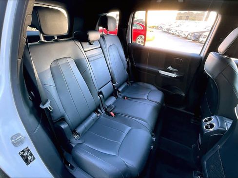 Used 2023 Mercedes-Benz EQB 300 EQB 300 w/ Pinnacle Package image 20