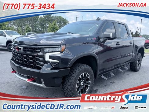 Used 2023 Chevrolet Silverado 1500 ZR2 w/ Technology Package AWD/4WD image 1