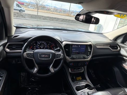 Used 2020 GMC Acadia Denali image 13