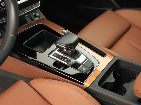 Certified 2023 Audi Q5 e Premium Plus w/ Premium Plus Package image 16