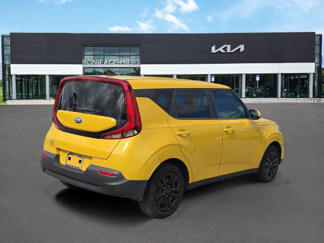 Used 2020 Kia Soul LX FWD image 4
