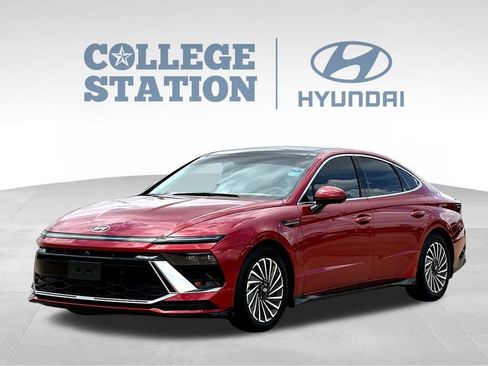 Used 2025 Hyundai Sonata Limited FWD image 6