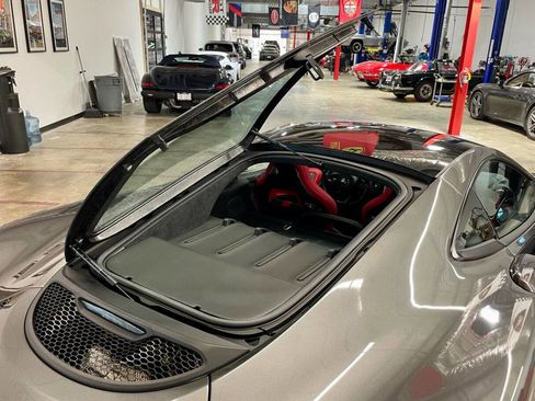 Used 2017 McLaren 570S image 51