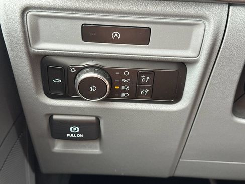 Used 2025 Ford F150 XLT w/ Equipment Group 301A Standard AWD/4WD image 27