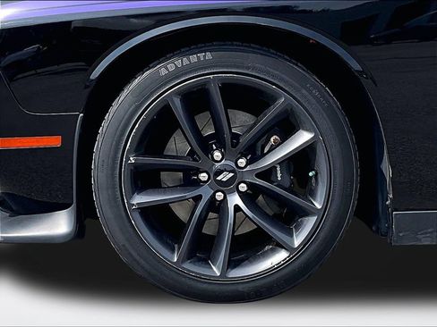 Used 2019 Dodge Challenger GT w/ Performance Handling Group RWD image 10