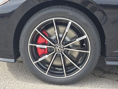 New 2026 Volkswagen Jetta GLI Autobahn FWD image 8