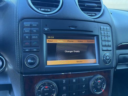 Used 2012 Mercedes-Benz GL 450 4MATIC image 34