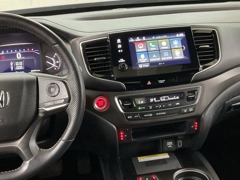 Certified 2022 Honda Passport TrailSport image 15