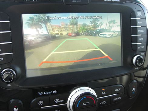 Used 2016 Kia Soul + w/ Primo Package image 26