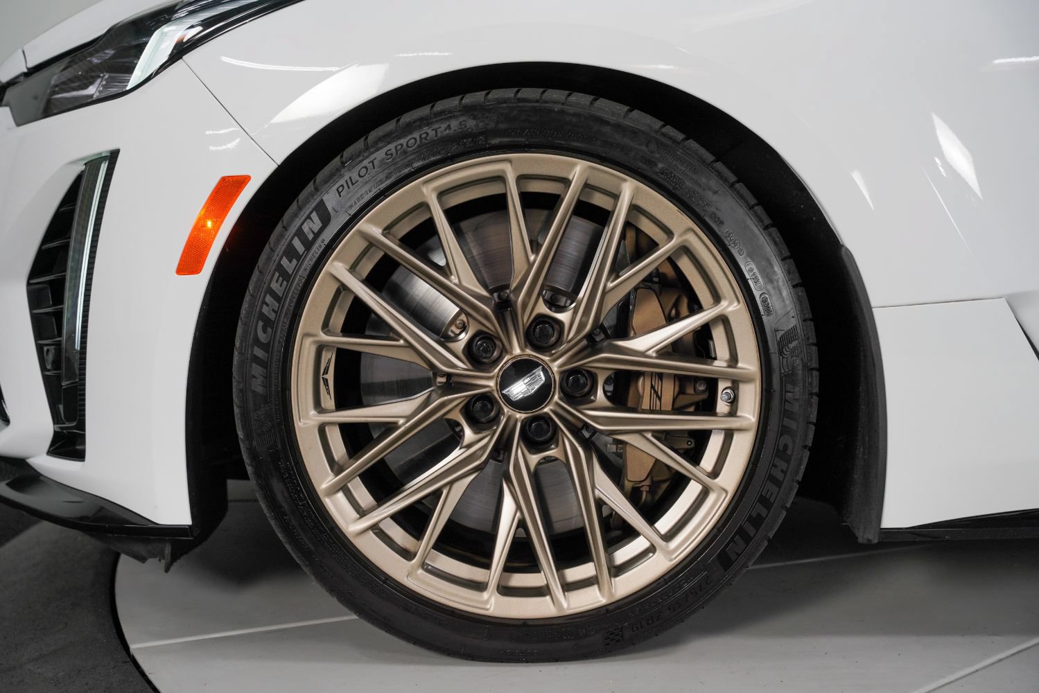 Used 2023 Cadillac CT5 V Blackwing w/ LPO, Bronce Accent Package RWD image 18