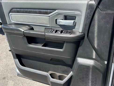 Used 2020 RAM 2500 Big Horn w/ Level 2 Equipment Group image 17