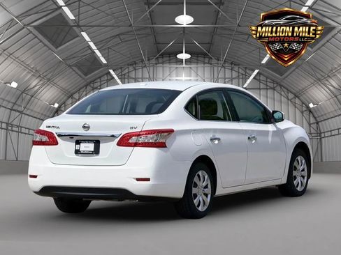 Used 2015 Nissan Sentra SV FWD image 9