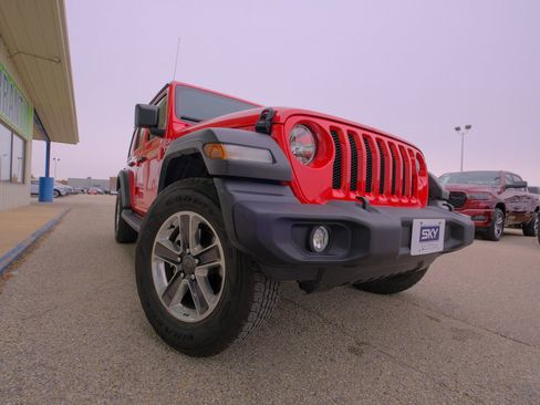 Used 2022 Jeep Wrangler Unlimited Sport image 13