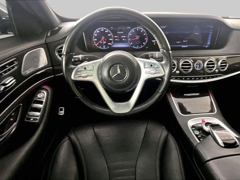 Used 2018 Mercedes-Benz S 560 Sedan image 6
